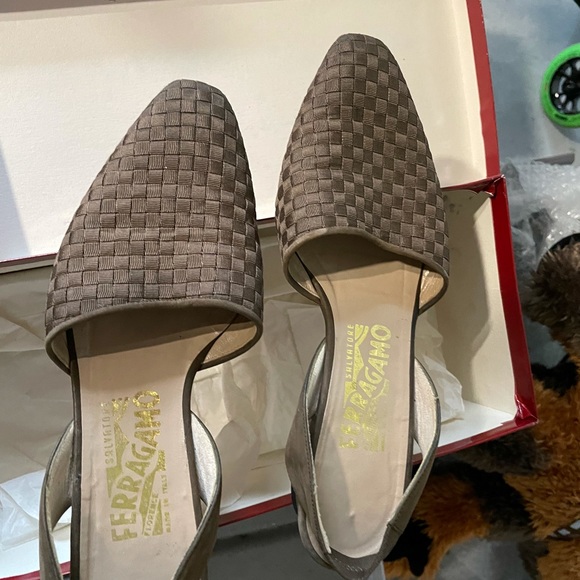 Ferragamo - Picture 1 of 2